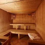 8 Personnes Dans Prive, Piscine, In * Val Thorens