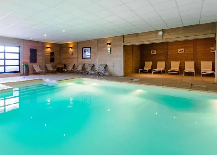 8 Personnes Dans Prive, Piscine, In Apartman Val Thorens