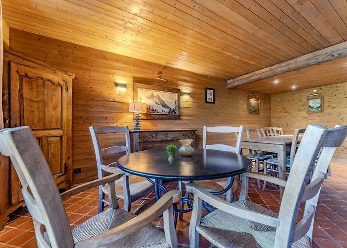 8 Personnes Dans Prive, Piscine, In Apartman Val Thorens